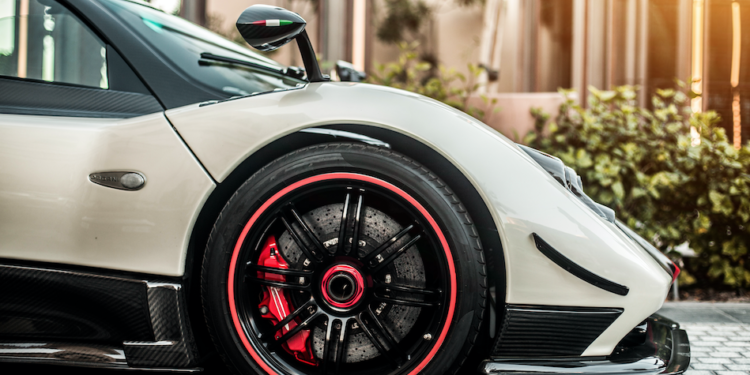 El momento de los hyper autos